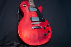 Gibson Les Paul Studio Faded Worn Cherry 2012 E-Gitarre 