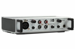 Native Instruments Audio 8 DJ Audio Interface + Software + 2x Vinyl
