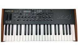 Dave Smith Instruments Mopho x4 Synthesizer DSI