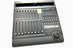 Mackie Emagic Logic Control P&G Motorfader DAW Controller