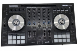 Reloop MIXON 4 High Performance Hybrid DJ Controller + Korn Case 