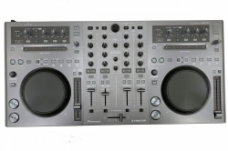 Pioneer DDJ-T1 Traktor DJ Controller