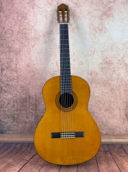 Yamaha CX 40 Akustik Konzertgitarre mit Tonabnehmer