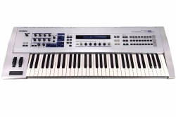 YAMAHA CS6x Digital Synthesizer