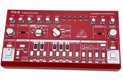 Behringer TD-3-RD  Analoger Bass Line Synthesizer