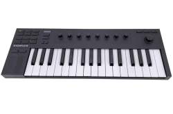 Native Instruments Komplete Kontrol M32