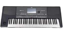 Korg Pa600 Entertainer Workstation + Musikant SD + Korg Tasche